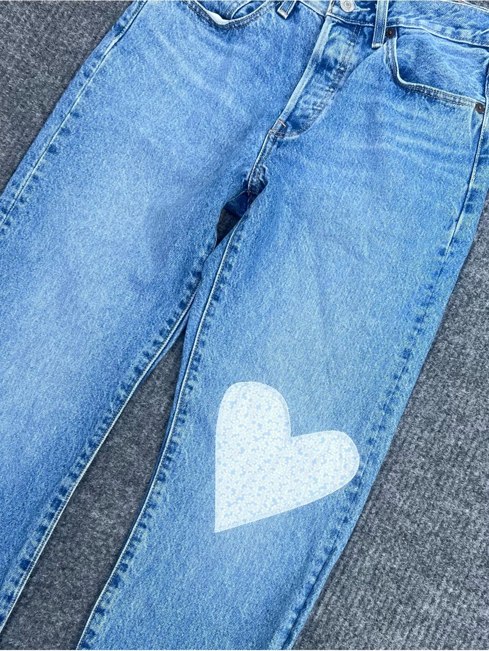 Levi’s 501 105th Anniversary Jeans - Picture 8 of 8